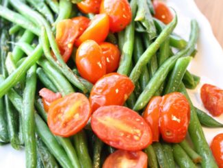 Green Beans with Cherry Tomatoes on a Platter